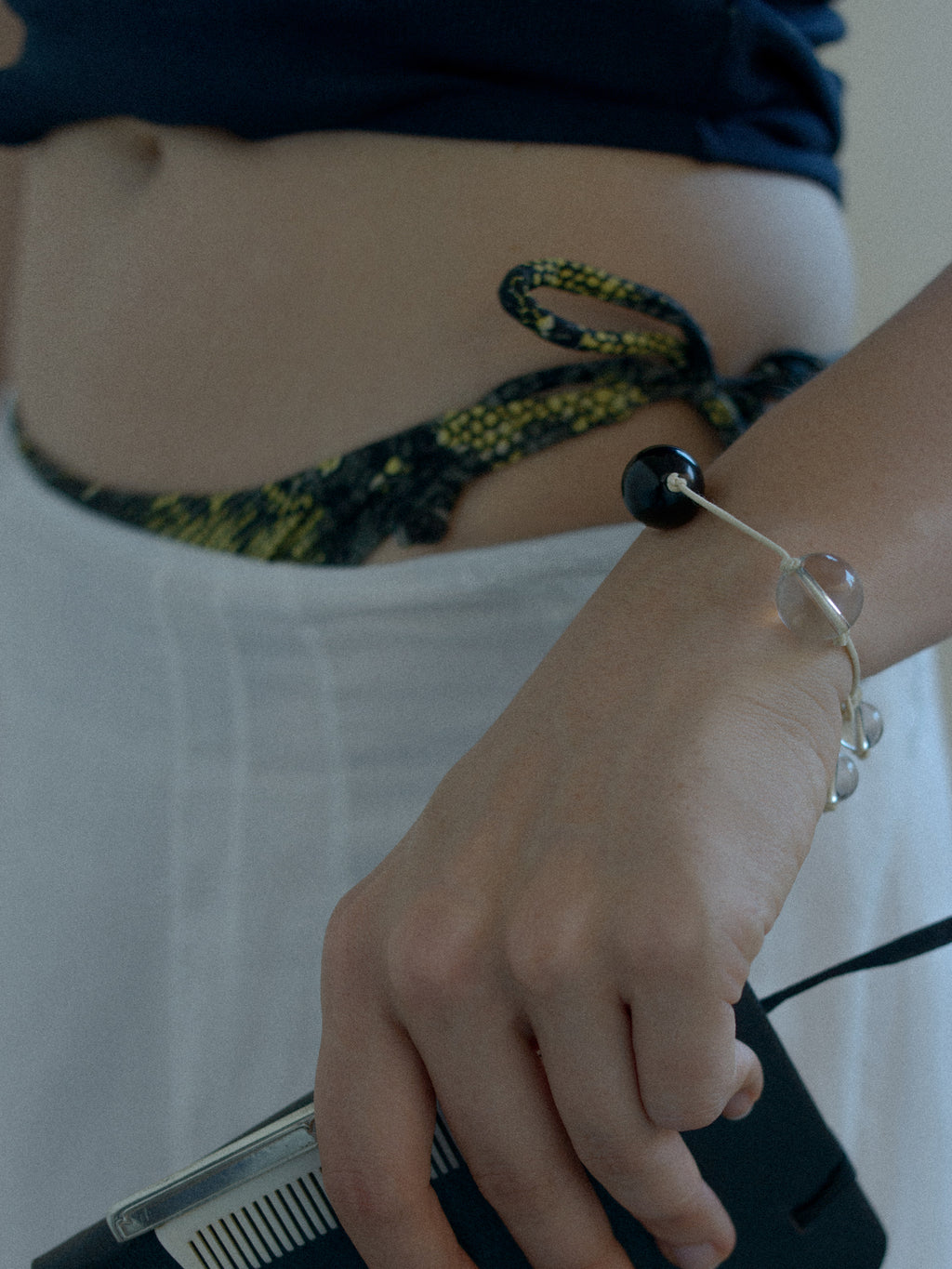 Fragment 04 Hair Tie