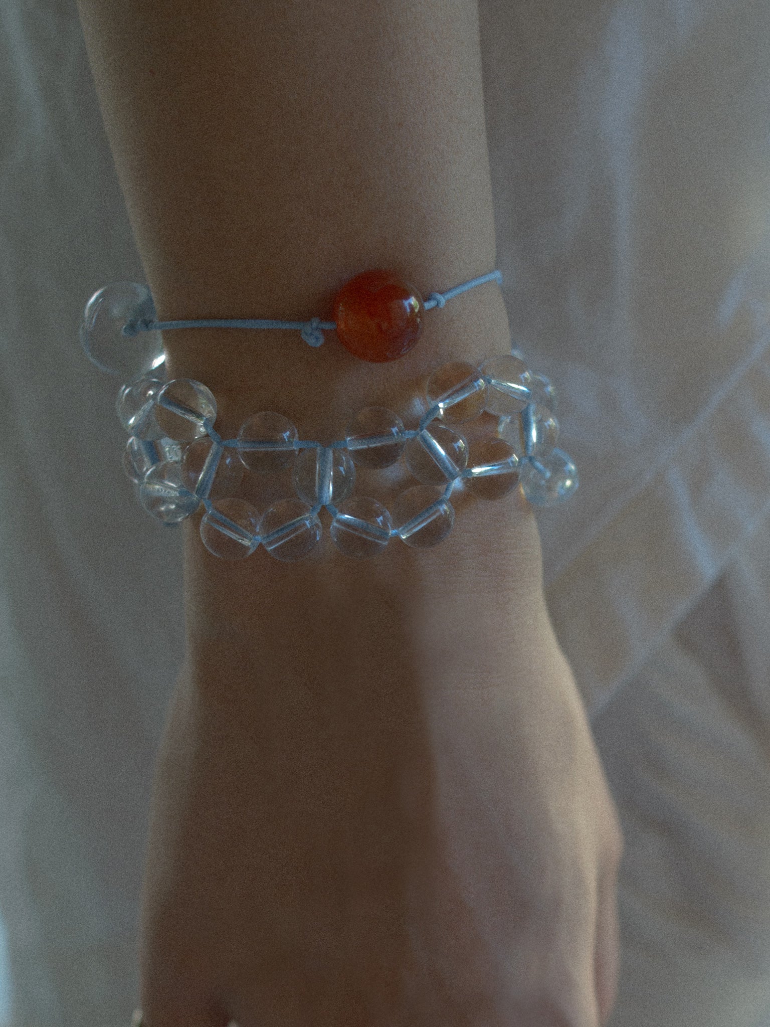 Fragment 04 Hair Tie