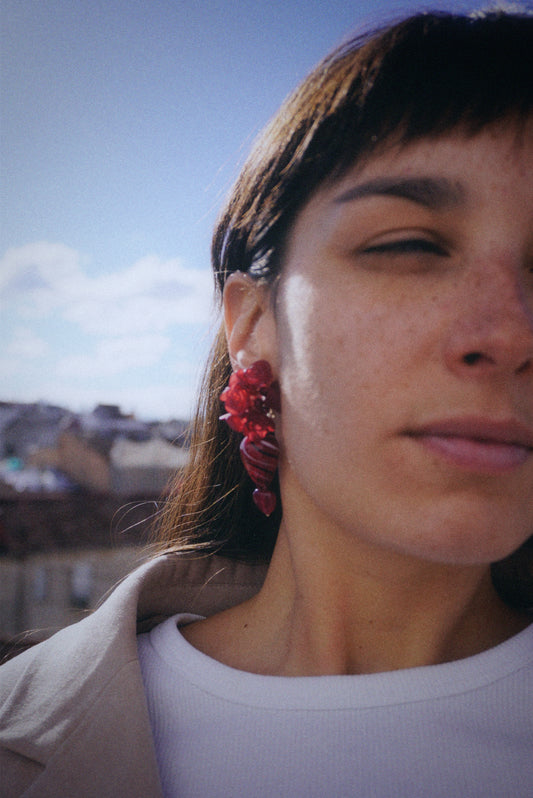 Corazón sangrante earrings