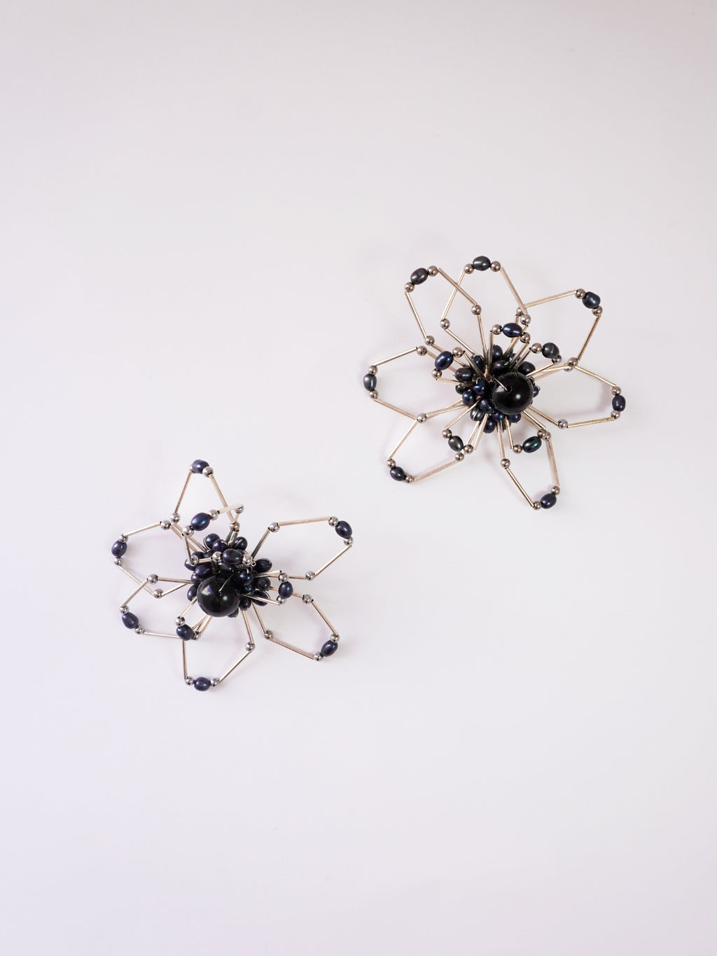 Larley Dark Earrings