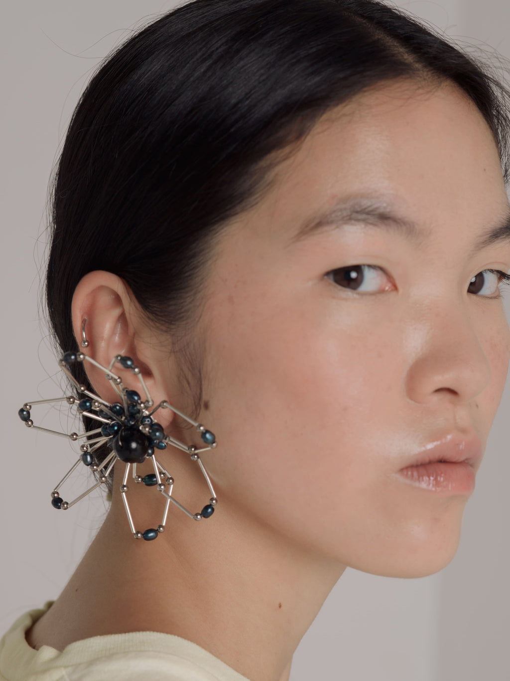 Larley Dark Earrings