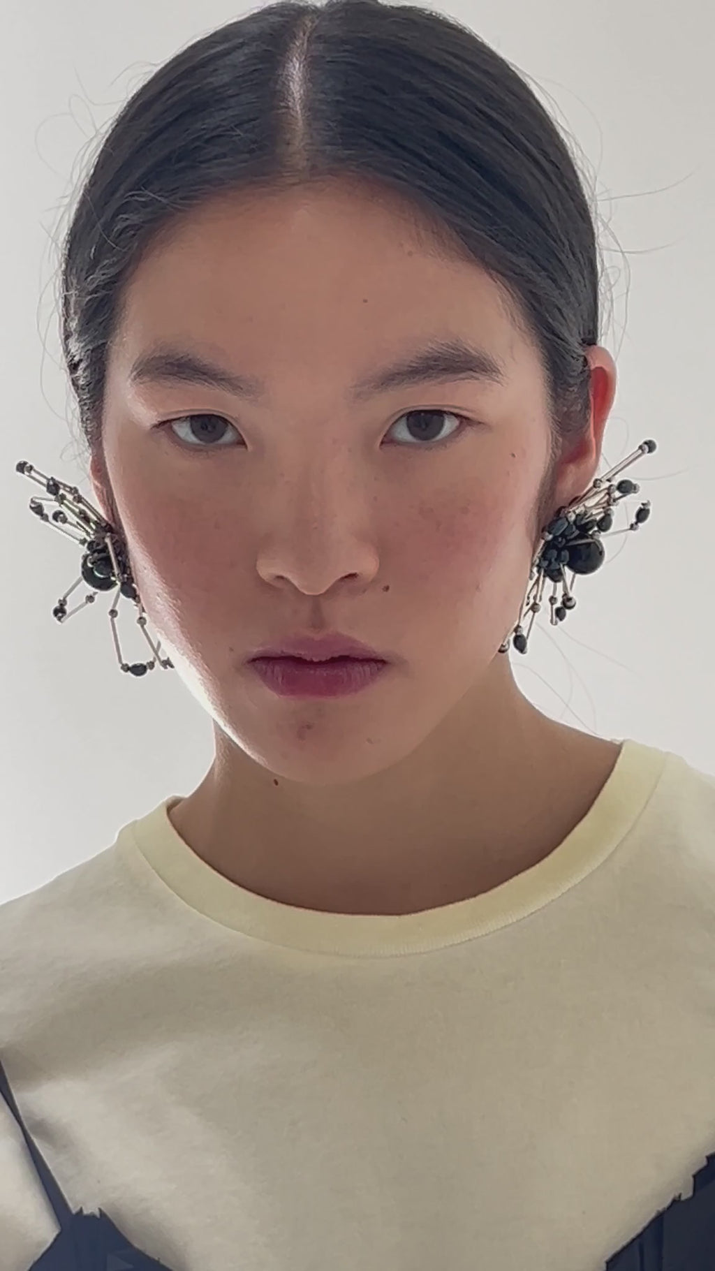Larley Dark Earrings