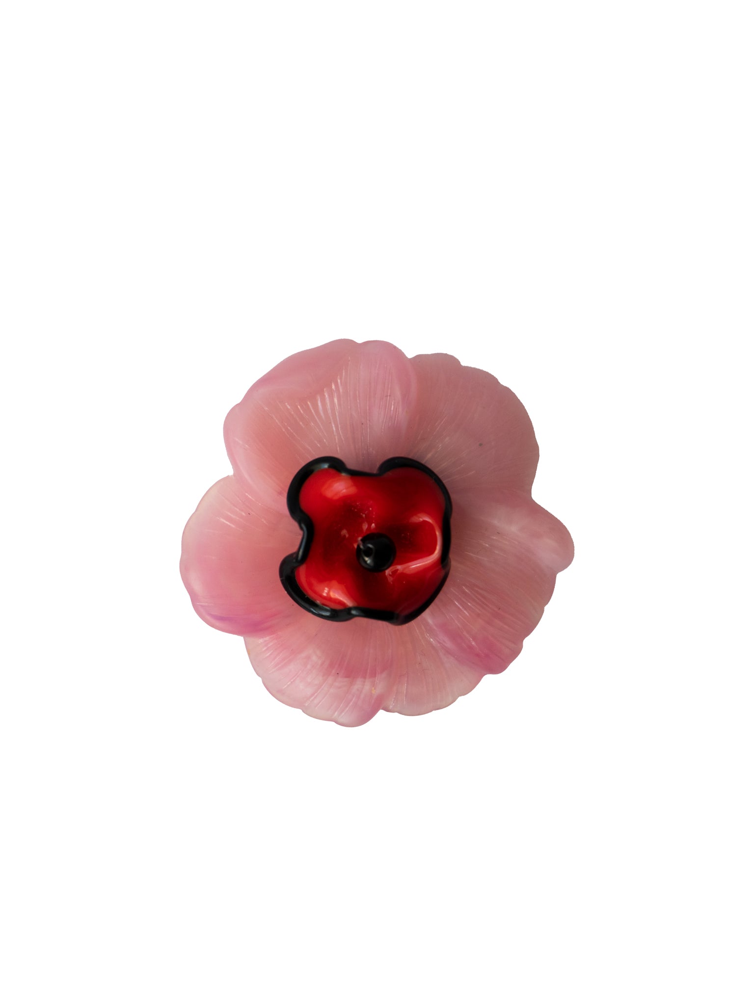 Anillo bordado rosa con diseño floral, flor de vidrio checo y flor de resina vintage, marca Uchaworld.