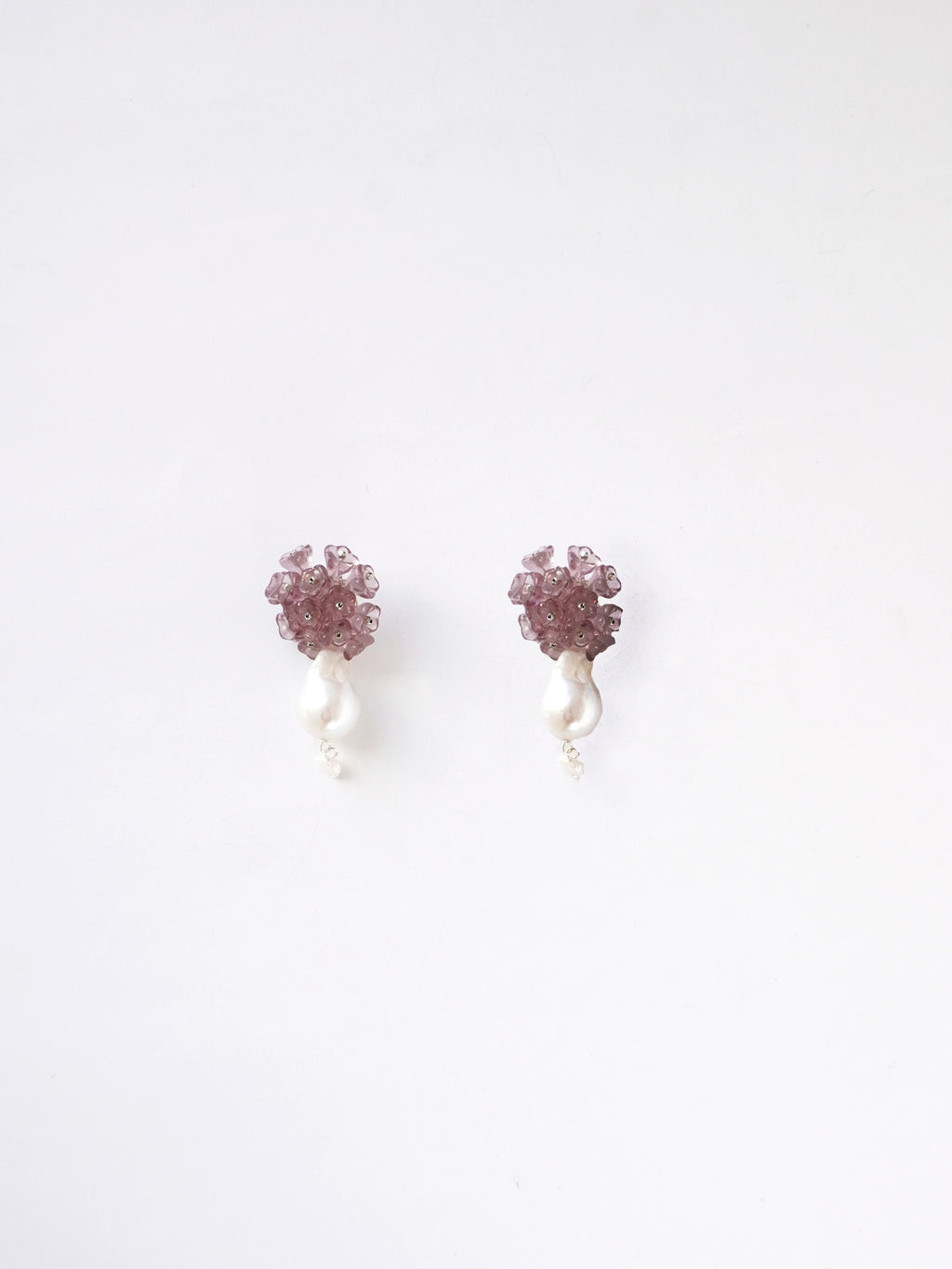Blooming Pearl Lilac Earrings