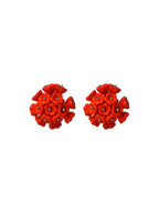 Pendientes bordados rojo con flores de cristal de checo, marca Uchaworld.